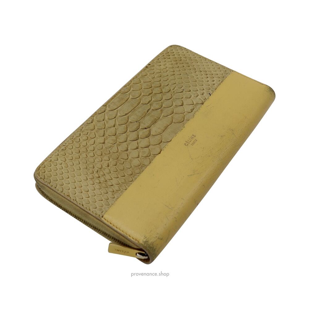 🔴 Celine Multifunction Zip Wallet - Cream Python - Picture 3 of 9